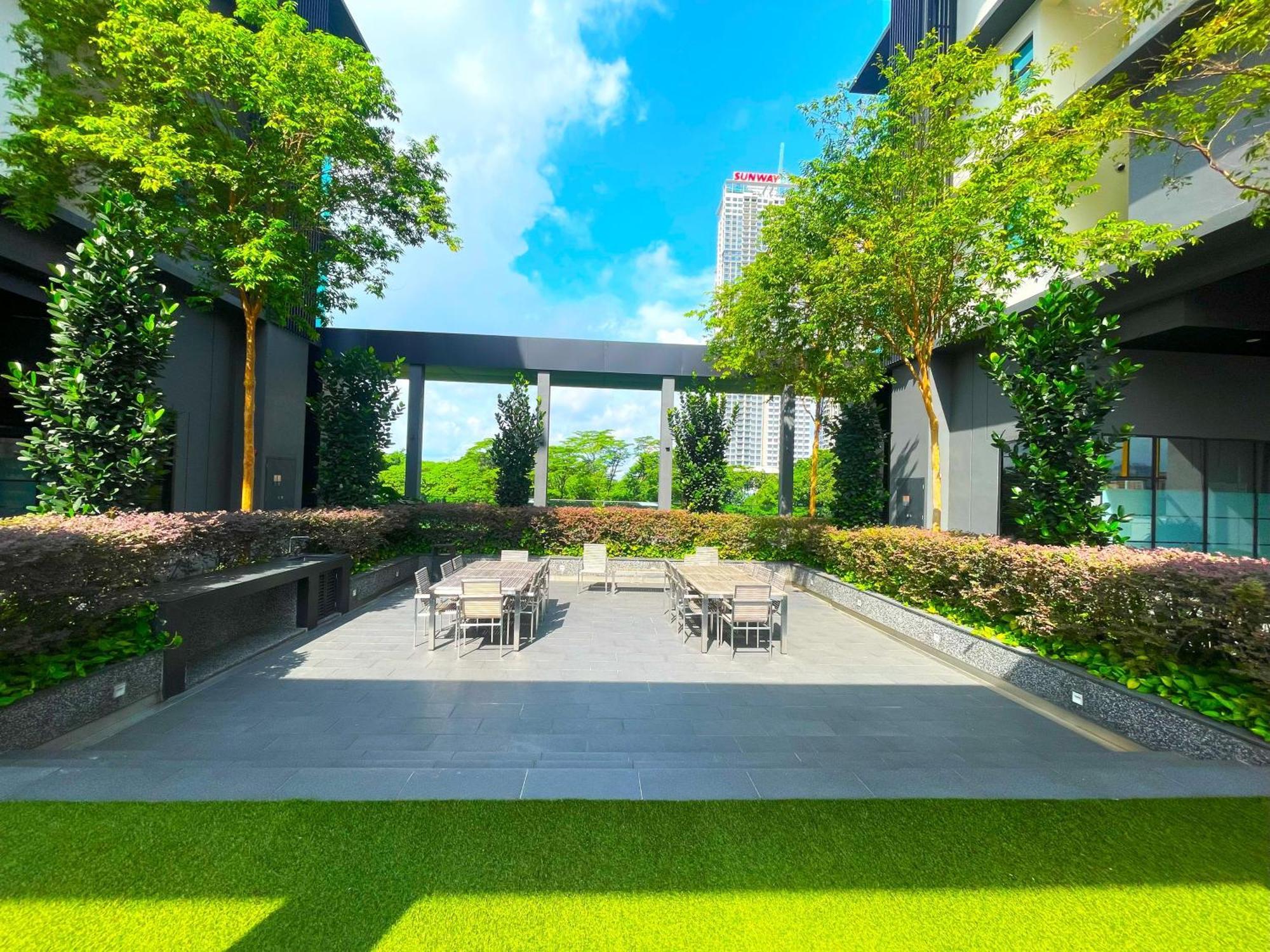 Astra At Opus Residences Kuala Lumpur Exterior photo